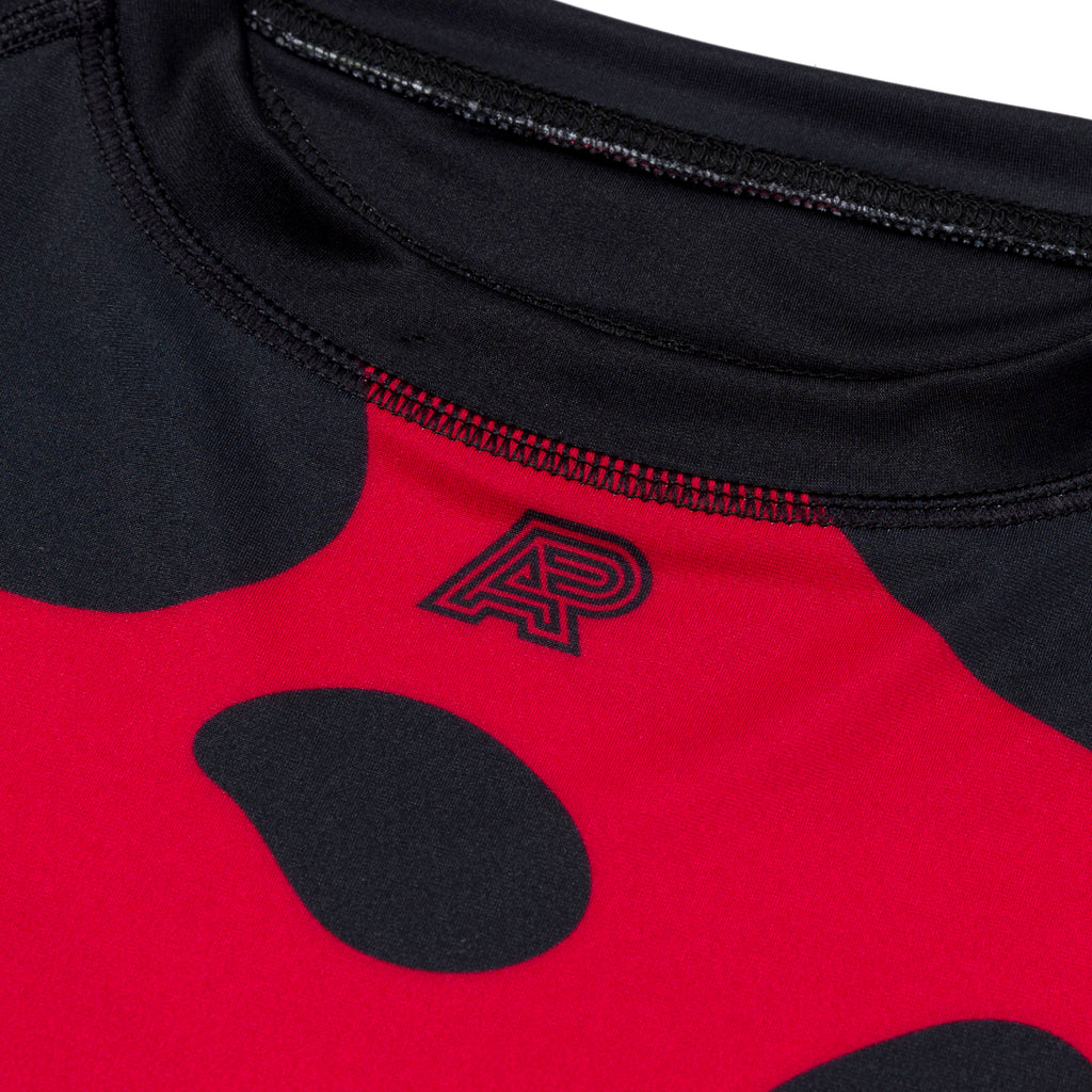 A&P DART CAMO SS RASHGUARD BLACK/RED