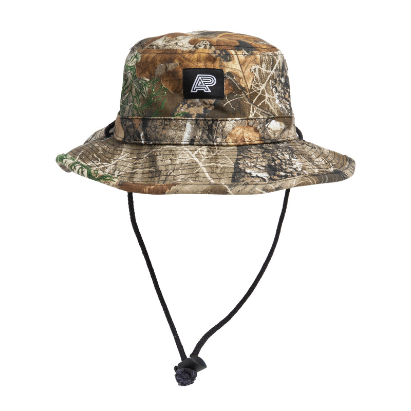 AP REALTREE CAMO BUCKET HAT – ALBINO & PRETO